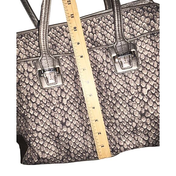 Coach Taylor Alexis Snakeskin Carryall Satchel Handbag Authenticated F26034] - Picture 11 of 14